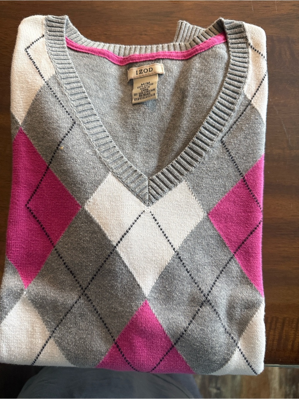 Izod Gray Pink White Argyle V-Neck Sweater